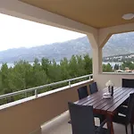 Apartment House Roncevic 50 M From Sea A1