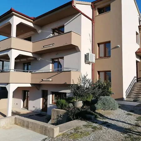 House Roncevic 50 M From Sea A1
