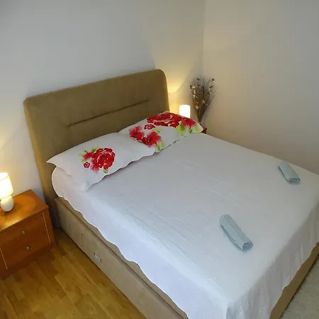 House Roncevic 50 M From Sea A1 * Jasenice (Zadar)