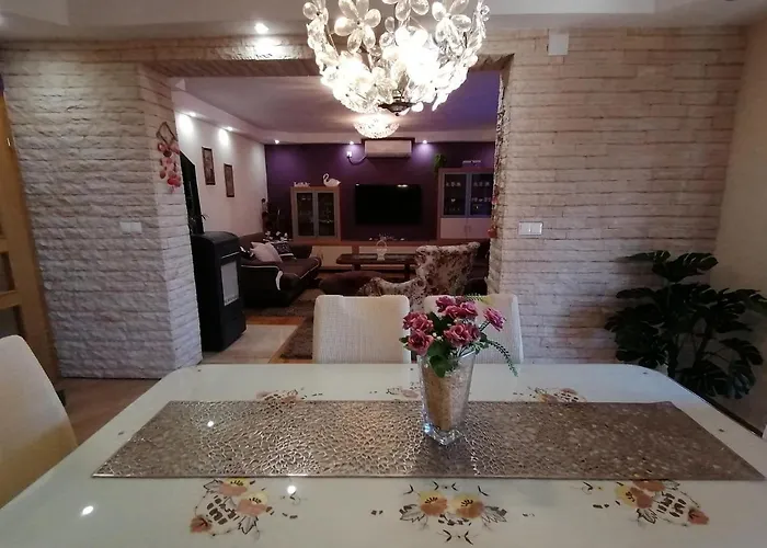 House Roncevic 50 M From Sea A1